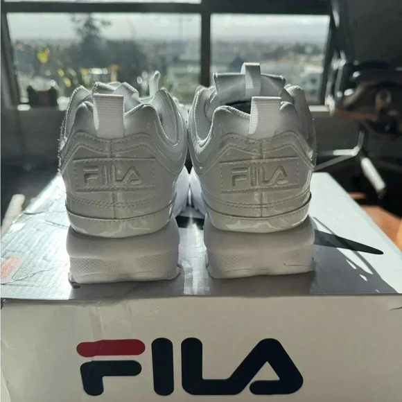 Fila women’s disruptor 2 premium running shoes - Picture 2 of 7
